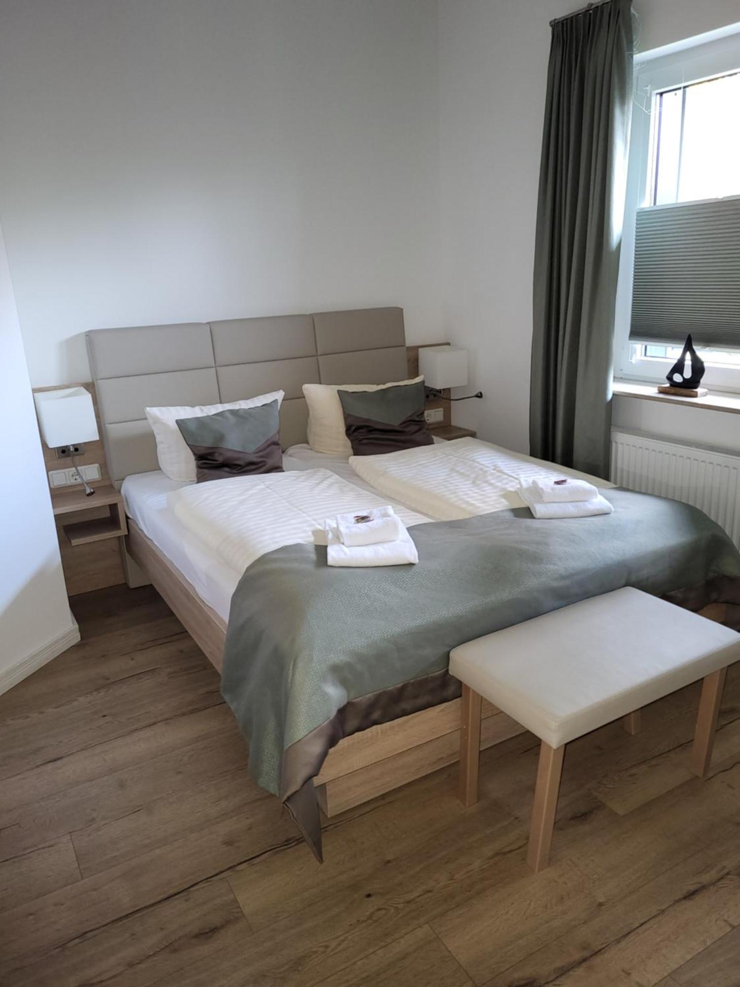 Bootshaus Hotel Bedekaspel Luaran gambar