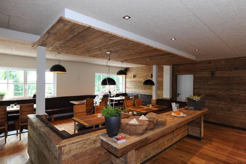 Bootshaus Hotel Bedekaspel Luaran gambar